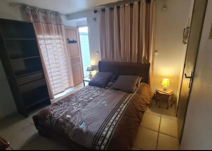 La Riviere Des Iles Holiday home Ponthoile